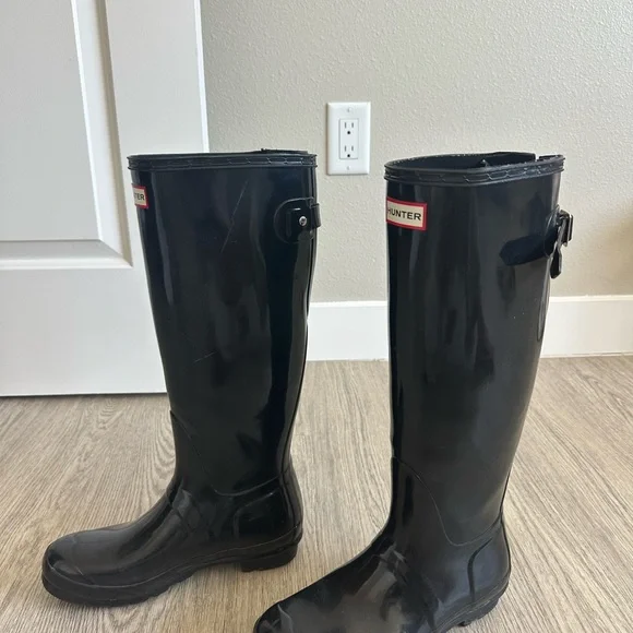Hunter Boots Sz 8 - Picture 4 of 7